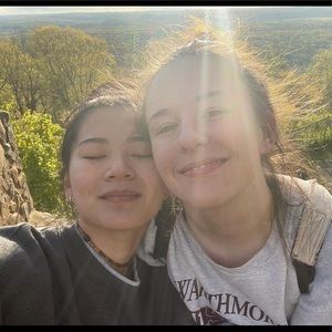 Meet your Posher, Olivia